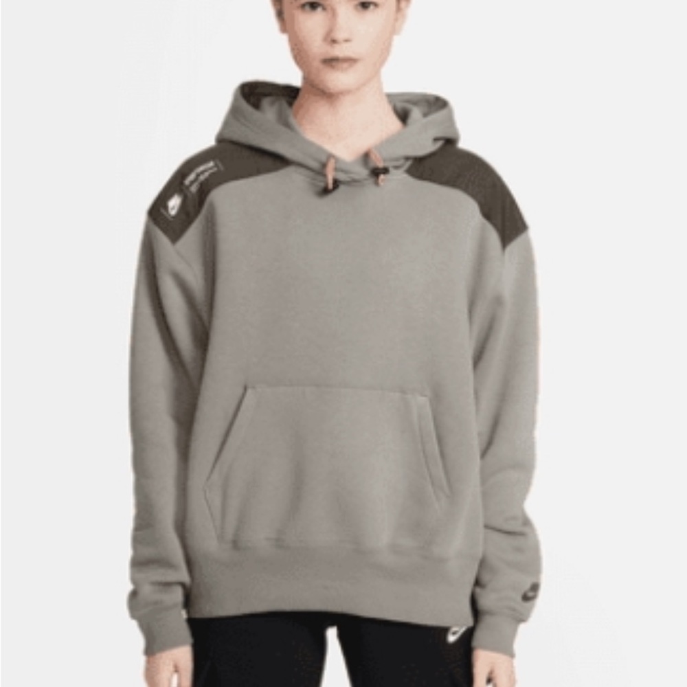 Nike Men's Gray Hoodie